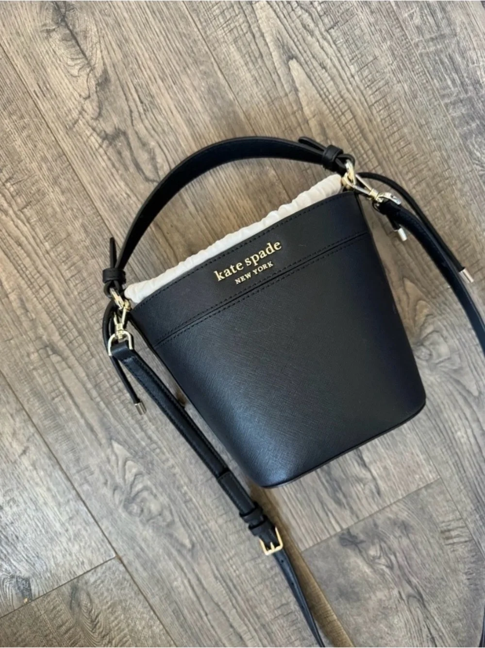 Kate Spade Cameron Small Bucket Bag Black Leather